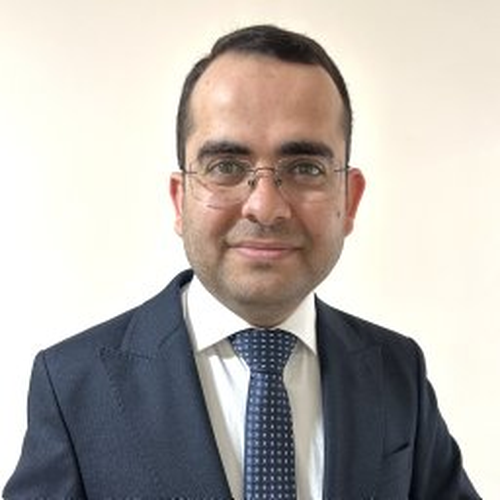 Dr. Mahmoud Raeisi