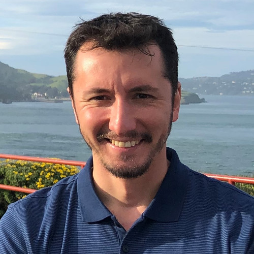 Dr. Mustafa E. Şahin